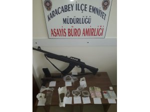Karacabey’de uyuşturucu operasyonu: 3 tutuklu