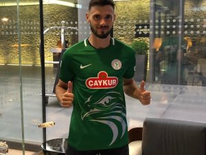Çaykur Rizespor, Amedej Vetrih ile 2+1 yıllığına anlaştı