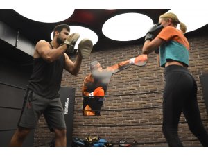 Boks ve kick boks öğrenmek isterken, bir ömür sakat kalmayın