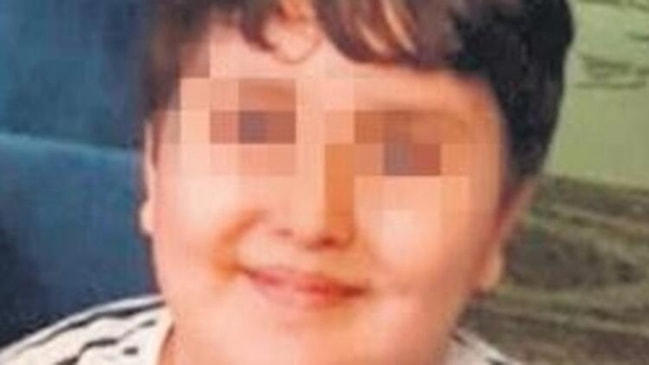 'Pes' dedirtti... Öğretmenden öğrencisine sakızlı işkence iddiası!