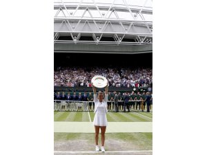 Wimbledon’da şampiyon Simona Halep