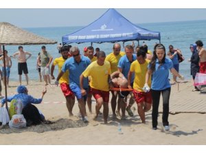 Kocaeli’nin plajlarında hasta nakil hizmeti