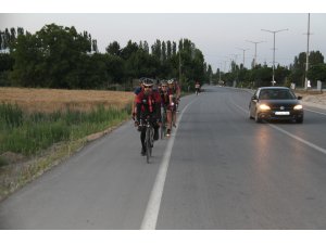 15 Temmuz şehitleri için pedal çeviriyorlar