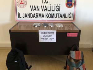 Yabancı uyruklu şahıslar uyuşturucu maddeyle yakalandı