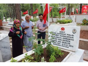 15 Temmuz şehidi mezarı başında anıldı