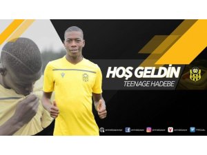 Evkur Yeni Malatyaspor’da Hadebe imzayı attı