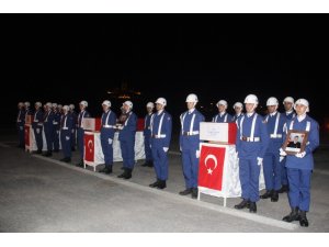 Hakkari’de şehit olan 3 asker için tören düzenlendi