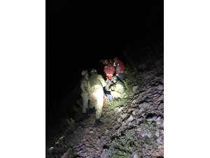 Dağda yaralanan belediye şube müdürü helikopterle hastaneye ulaştırıldı