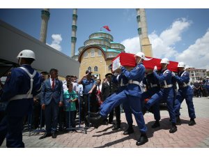 Şehit Jandarma Teğmen Keskin son yolculuğuna uğurlandı