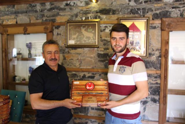 Başkan Tutal asker adayları ile yemek yedi