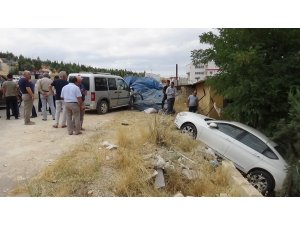 Mezarlıkta ilginç kaza: 4 yaralı