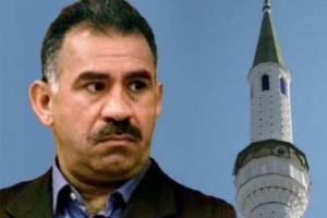 Dinsiz Apo'ya tek minareli cami