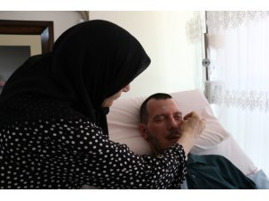 Yatağa mahkum eşini terk eden kadına nafaka bağlandı