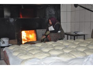 Ekmeklerine ekmekten çıkartıyorlar