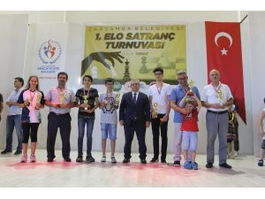 Satrançta ödüller verildi