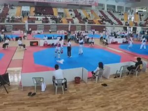 Tekvando maçında kazananı taş - kağıt - makas belirledi