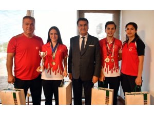 Şampiyon sporcular Bursa’nın gururu oldu