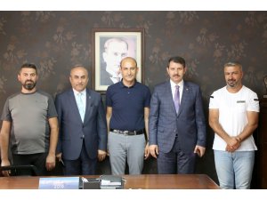Sivas Valisi Salih Ayhan'dan AA'ya ziyaret