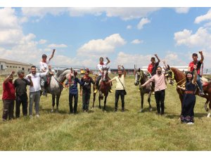 Atlı ciritçilerden çocuk istismarıyla mücadeleye destek