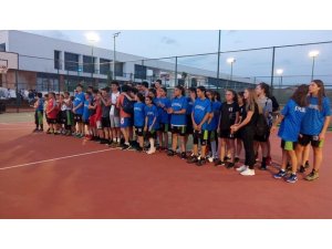3x3 Sokak Basketbolu Turnuvası ödül töreniyle sona erdi