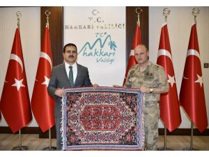 Tuğgeneral Ersoy’dan Vali Akbıyık’a ziyaret