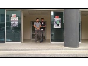 Yabancı uyruklu şahıs 2 bin adet yeşil reçeteli ilaçla yakalandı