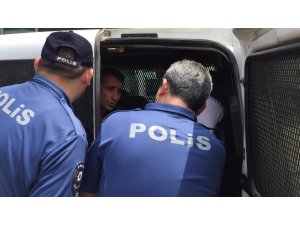 Cezaevinden firar ettiler, kimlik kontrolünde yakalandılar