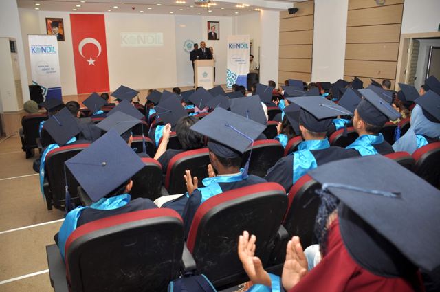NEÜ KONDİL’de mezuniyet heyecanı