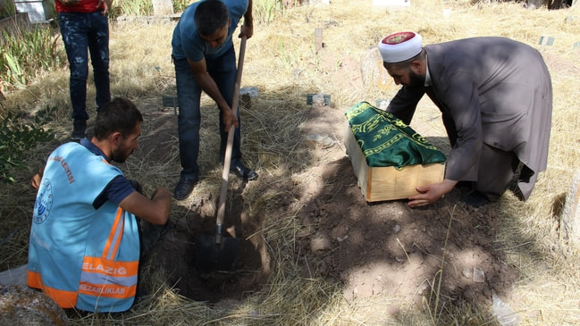 Kimsesiz doğdu, öldü, gömüldü Bebek 28157'nin başlamadan biten hayatı!