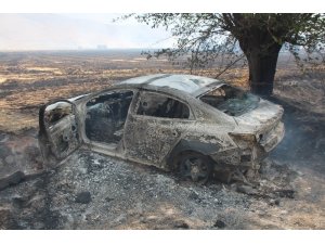 Arazide yangın çıktı, başkanın makam aracı da kül oldu