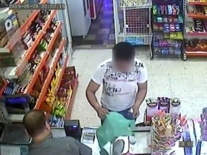 Sauna hırsızları önce kameralara, sonra polise yakalandı