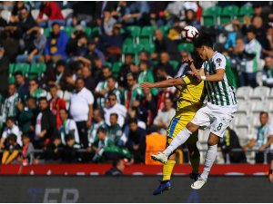 Konyaspor'un ilk yarıda 9 maçı deplasmanda