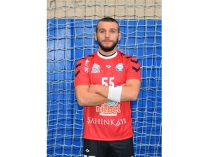 Nilüfer Belediyespor kadrolarına güç katıyor