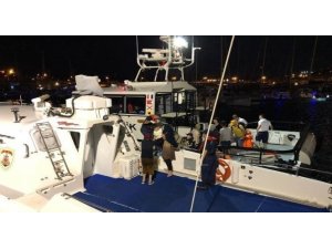 Sahil güvenlik uçağı tespit etti, 29 göçmen yakalandı