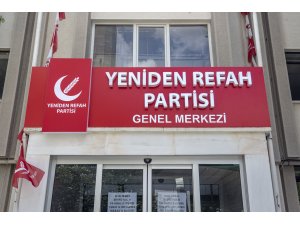 Yeniden Refah Partisi, tabelasını astı