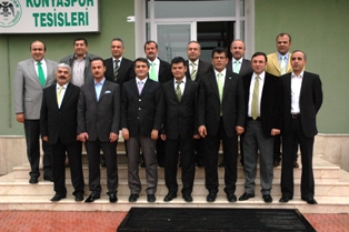 Yönetim görevi bırakıyor mu?