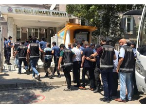 Manisa'daki FETÖ soruşturmasında 10 tutuklama