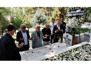 Vedat Okyar kabri başında anıldı