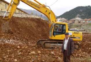 Hayırsever İş Adamı spor salonu yaptırıyor