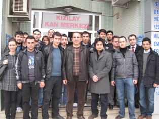 Gençlik Meclisinden anlamlı bağış