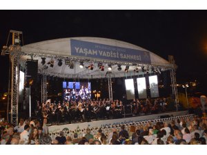 "Kuvayımilliye'den Kurtuluş'a" gala konseri