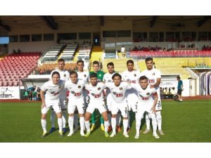 Eskişehirspor 20 yaş ortalaması ile Göztepe karşısında göz doldurdu