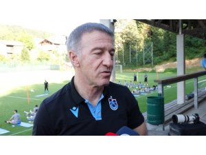 Ağaoğlu: “Futbolcu satarak para kazanacağımız sezon bu sezon değil”