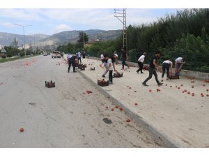 Sürücüler ve yolculardan insanlık örneği
