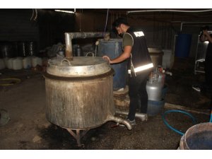 Adana’da 7 ayda 22 bin 360 litre kaçak içki ele geçirildi