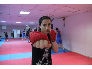 Boksçu Gizem’in yeni hedefi, Avrupa şampiyonluğu