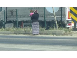 Bebeklerle duygu sömürüsü