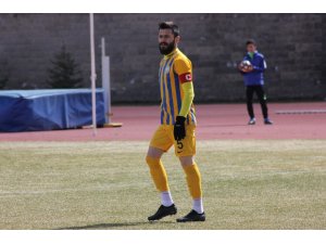 Burak Öztürk, yeniden Talasgücü Belediyespor’da