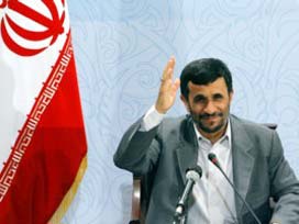 Ahmedinejad, Afganistan'a gitti