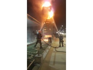 Akaryakıt istasyonun da faciadan dönüldü